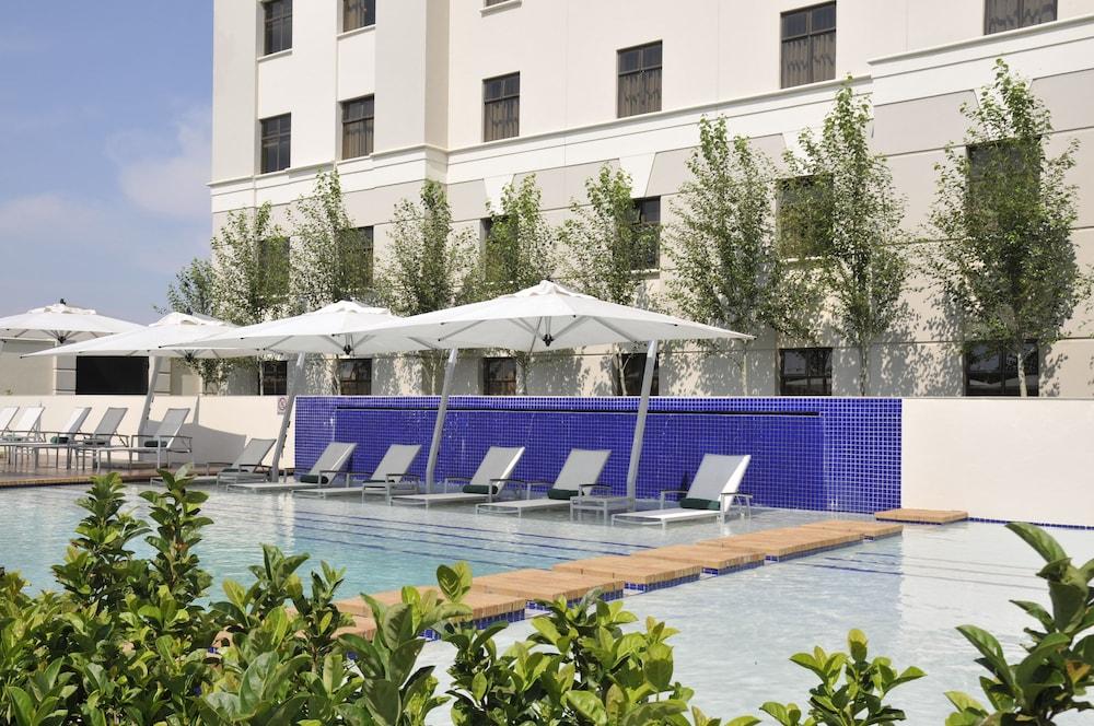Peermont Metcourt Suites At Emperors Palace Kempton Park Dış mekan fotoğraf
