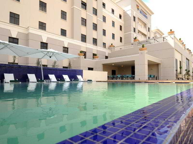 Peermont Metcourt Suites At Emperors Palace Kempton Park Dış mekan fotoğraf